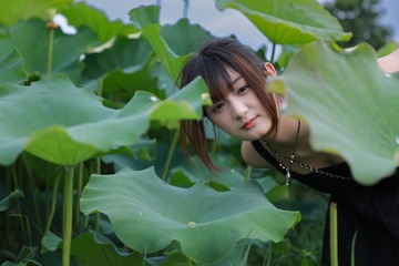 001