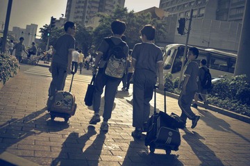 “放学路上”