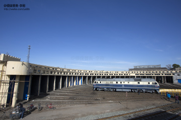 齐齐哈尔机务段扇形机车库