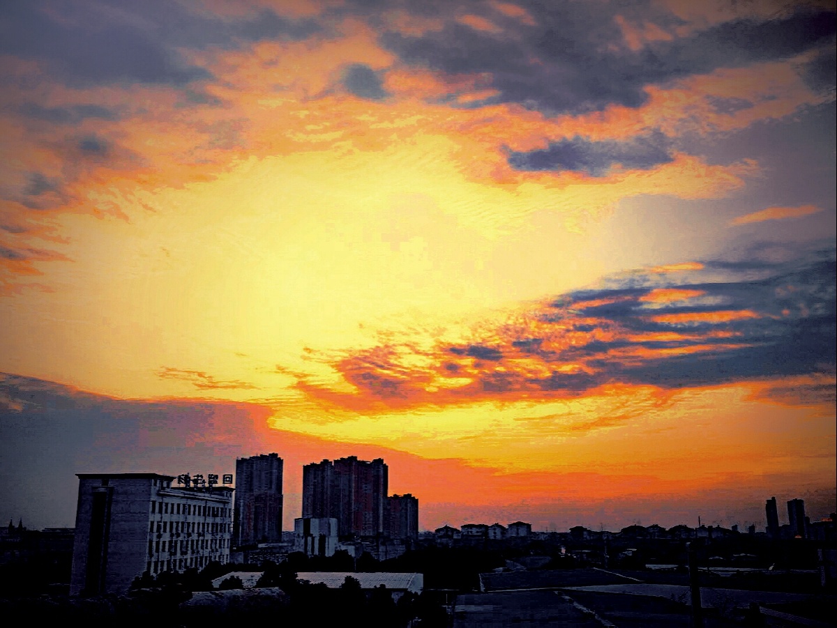 黄昏风光2020拍摄于湖北应城