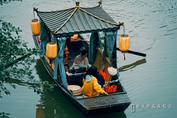 5A7D8C40-F390-4FCA-8743-E181D50A512B/L0/001