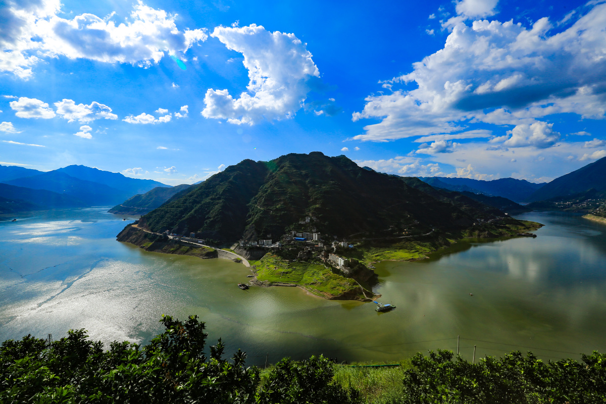 探寻大江大河文化结