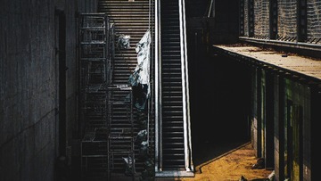 2741047