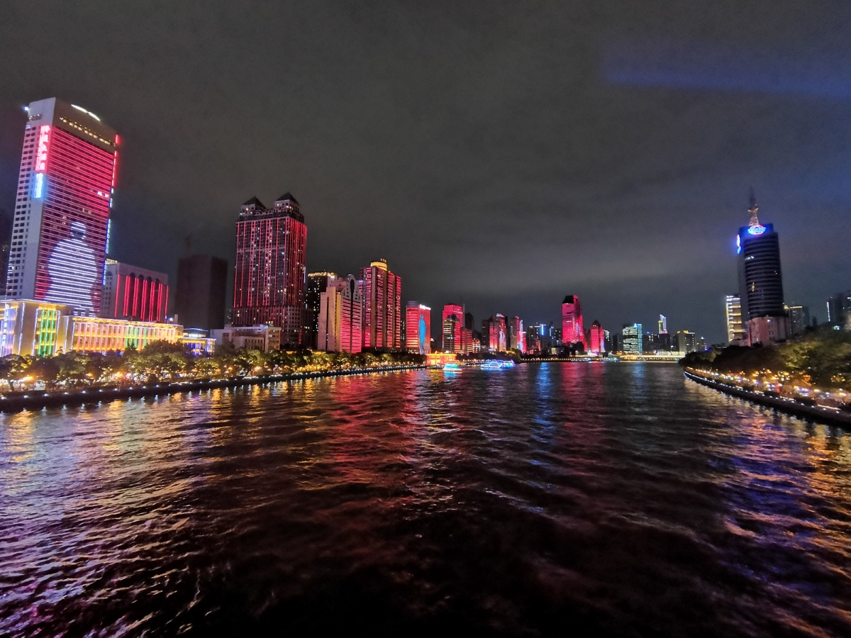 广州海珠桥滨江路夜景