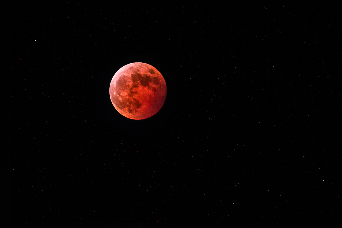blood-red moon.【2014.10.8 血红之月