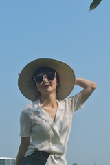 001