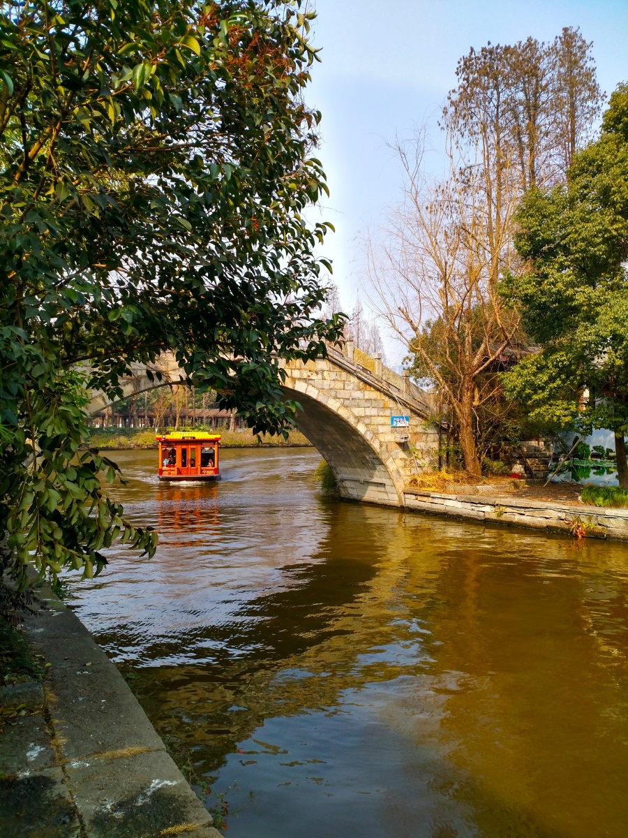 水街狗年初二白鹭洲