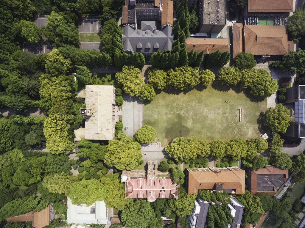 苏大校景