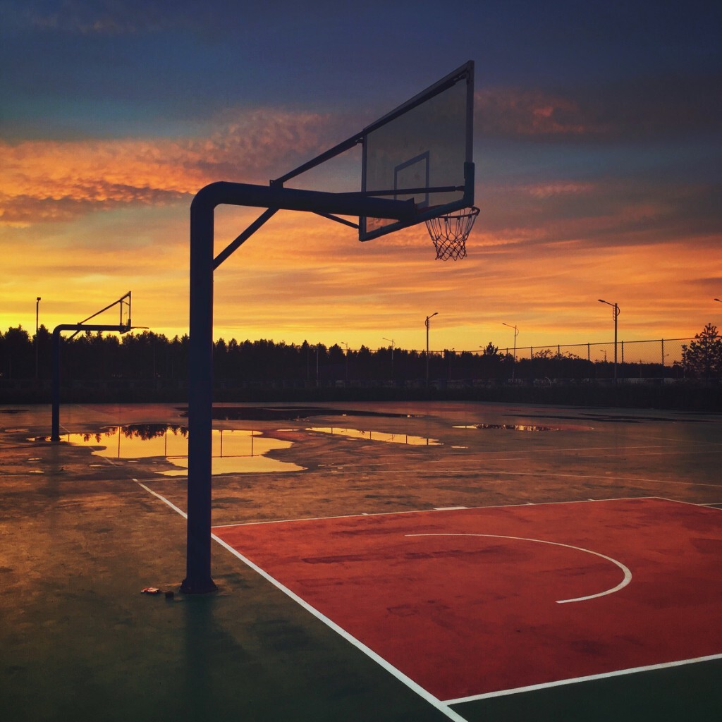 【Summer, nightfall, and where's my basketball?】2016.7.24 by iPhone, SKRWT, Mextures &amp; VSCO.