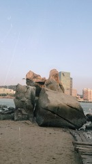 001