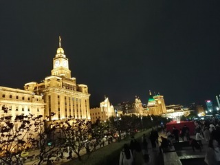 18358
