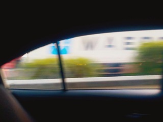 2404381