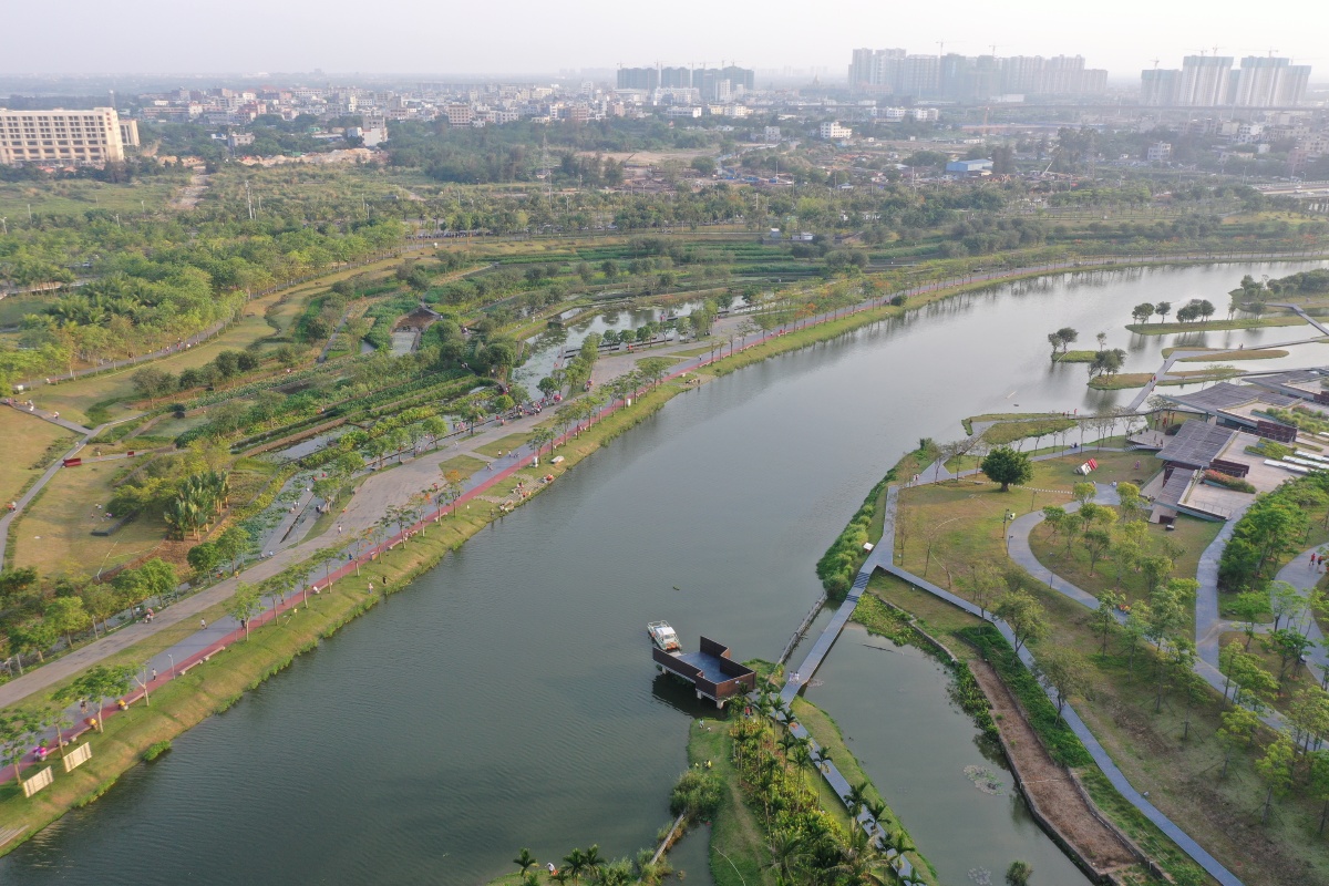 海口美舍河畔风光