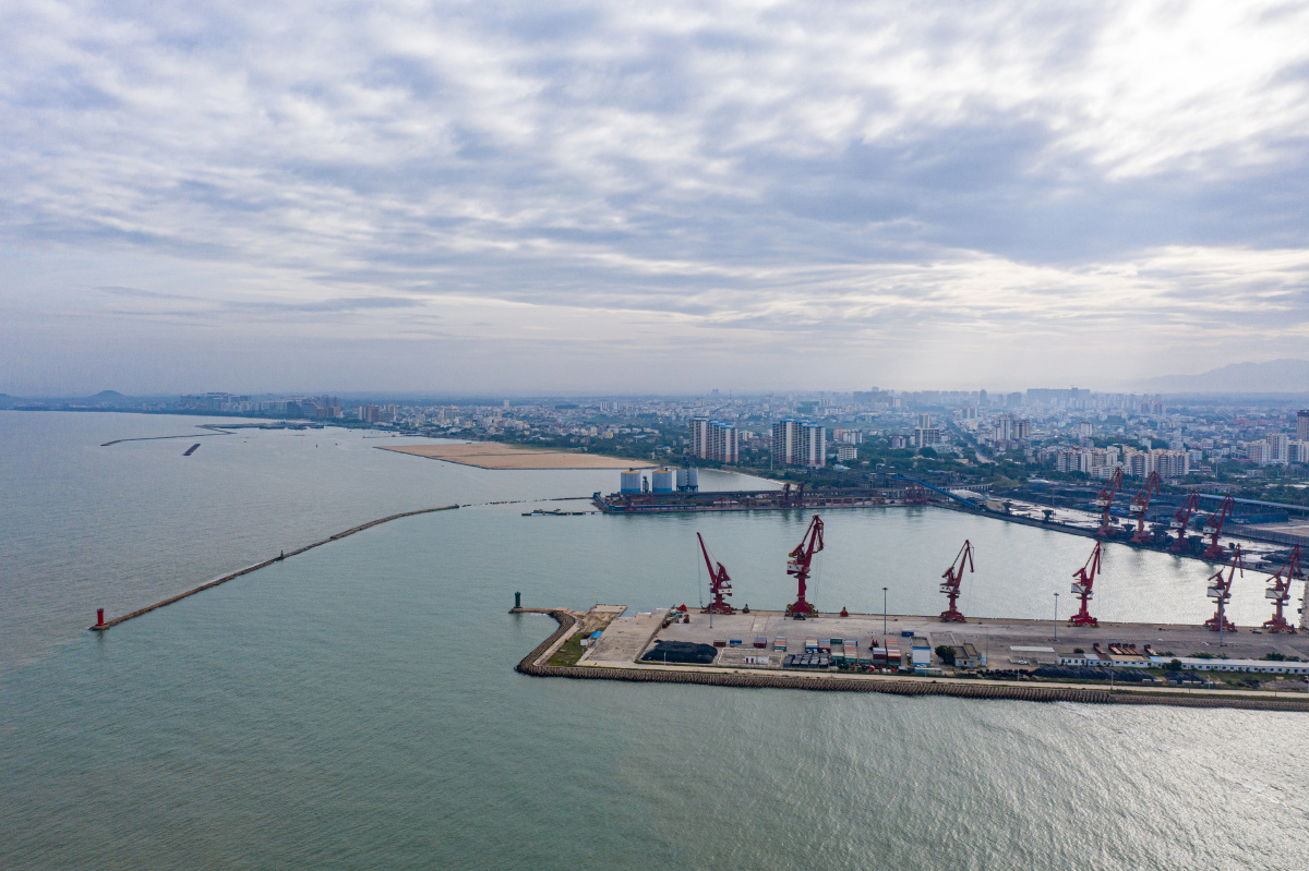 海南东方八所港