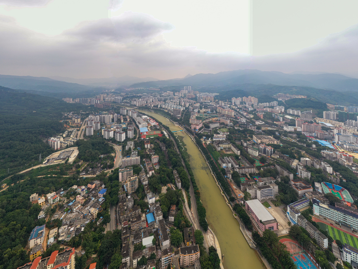 海南五指山市通什镇