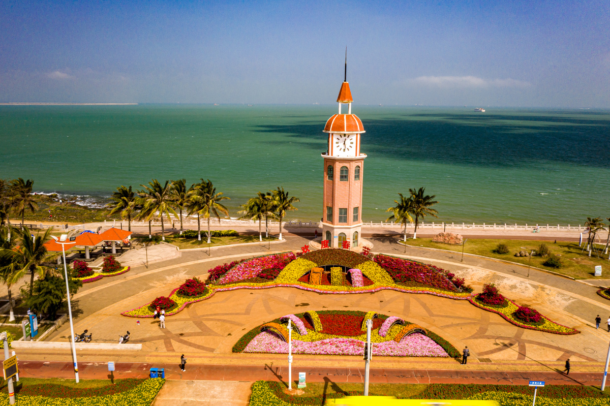 海南海口滨海大道观海台