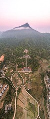 海南五指山水满乡