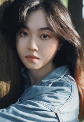125126