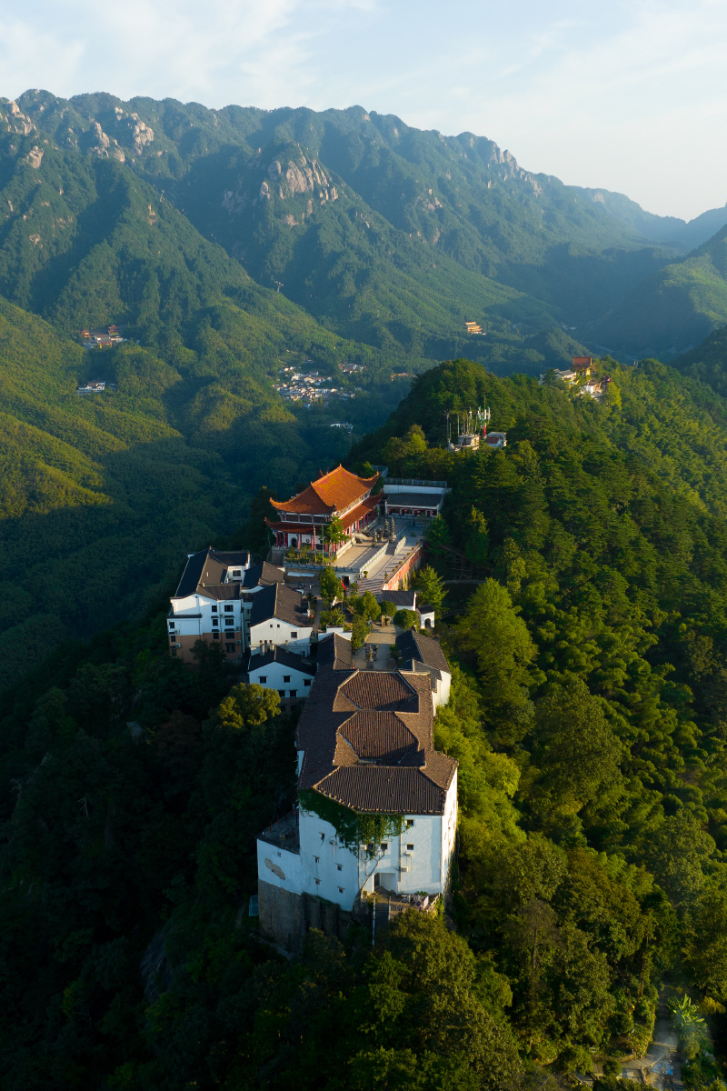 航拍九华山 - 汗牛识途中 - 图虫