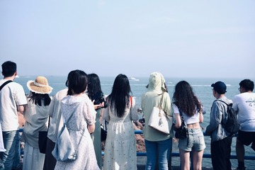 001