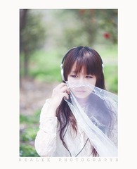 华