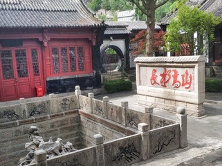 1805816