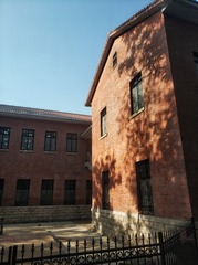1818490