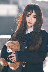 001