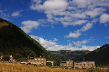 川西新貌