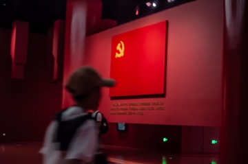 119990