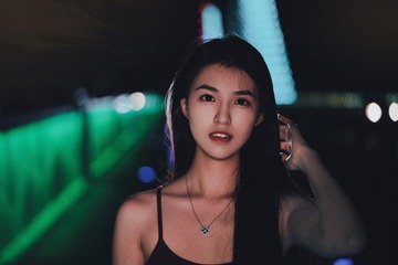 001