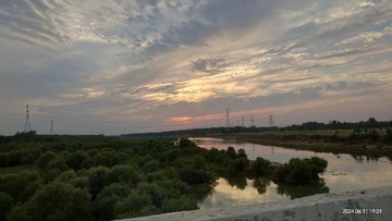 656985