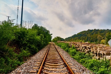 734350
