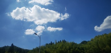 2527043