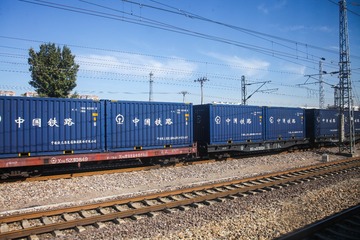 326873