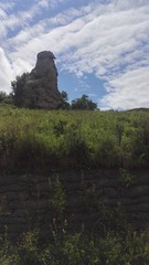822392