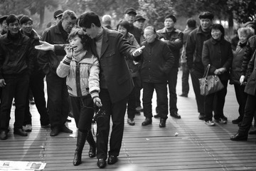 <<西湖音乐角>>