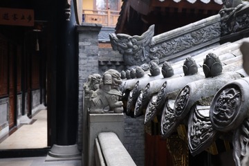 15945