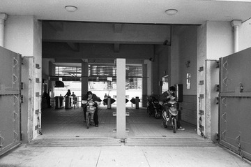 ILFORD HP5+ 027.JPG