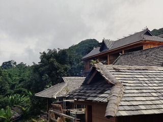 1000105349