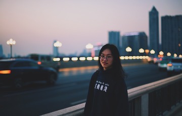 001