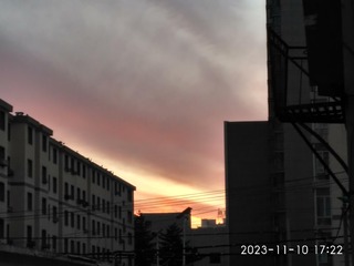 296526