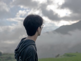 1000045890