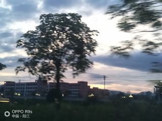 404087