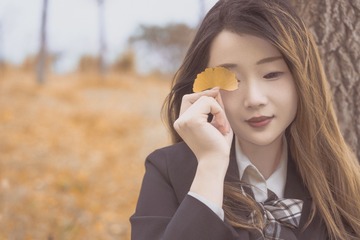 001