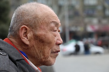 620041