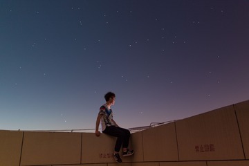 001