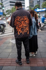 001