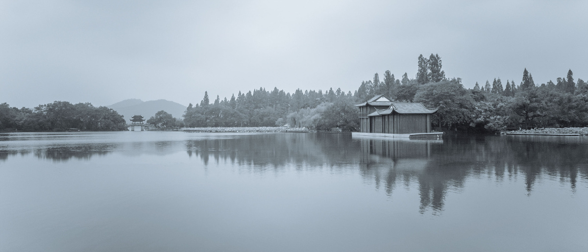 水墨西湖杭州西湖,曲苑风荷华为mate 20拍摄