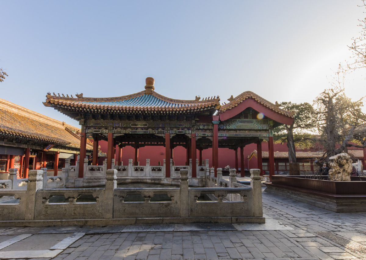 走进故宫御花园